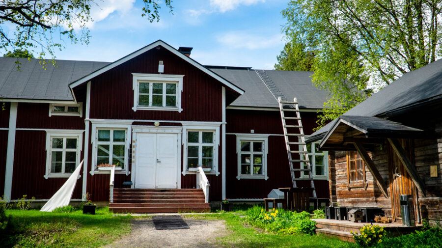 LAURI historical log houses in Rovaniemi, Lapland - Visit Rovaniemi