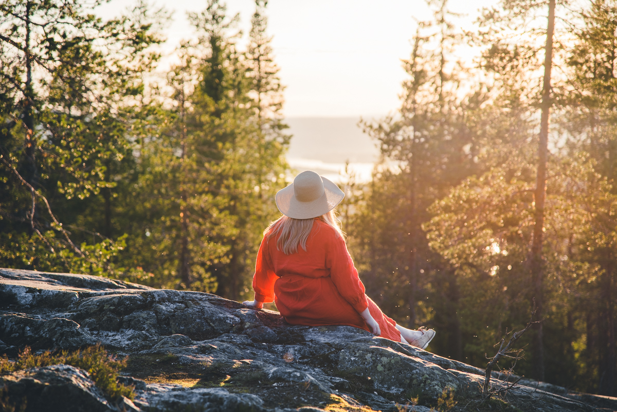 Discover Midnight Sun Experiences - Visit Rovaniemi